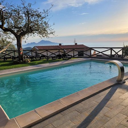 Villa Bellatrix Маса Лубрензе Екстериор снимка